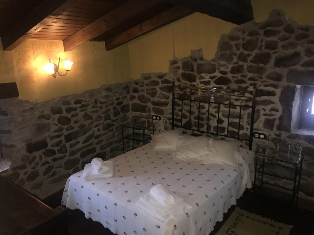 Hotel Rural La Muralla De Ledesma Exterior photo